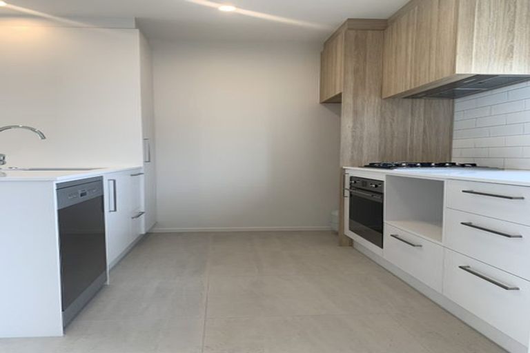 Photo of property in 87 Waituarua Drive, Takanini, Auckland, 2112