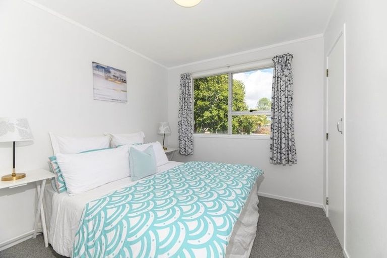 Photo of property in 4 Scarlet Drive, Ranui, Auckland, 0612