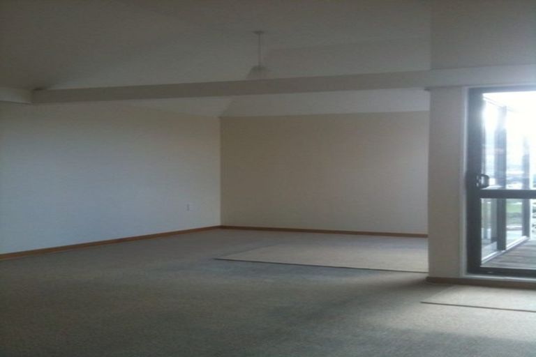Photo of property in 2u9 Hood Street, Mount Victoria, Wellington, 6011