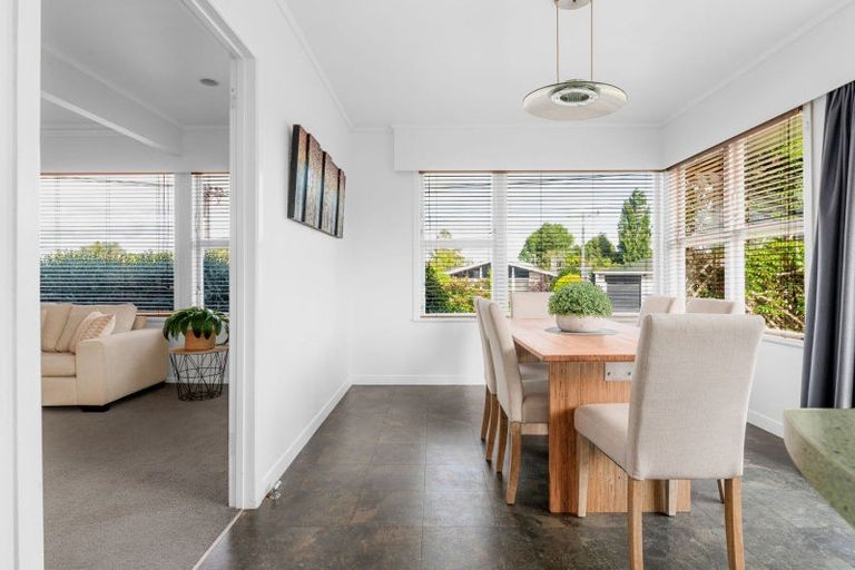 Photo of property in 2 De Vere Crescent, Chartwell, Hamilton, 3210