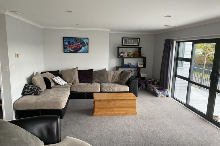 Photo of property in 12 The Bollard, Whitby, Porirua, 5024