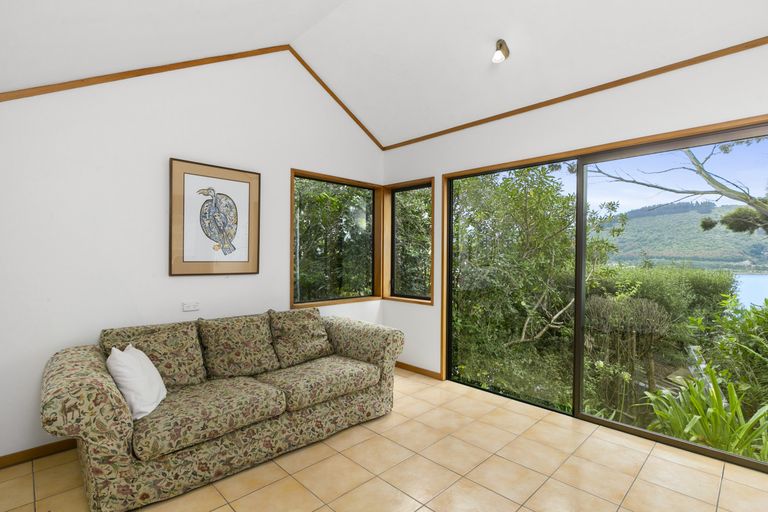 Photo of property in 18 Ivanhoe Road, The Cove, Dunedin, 9077