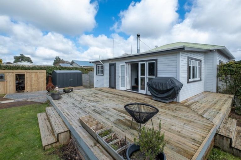 Photo of property in 128 Miranda Street, Stratford, 4332