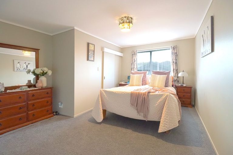 Photo of property in 9 Ration Lane, Whitby, Porirua, 5024