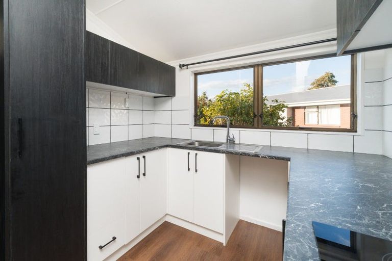 Photo of property in 114 Tremaine Avenue, Westbrook, Palmerston North, 4412
