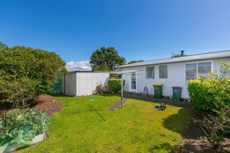 Photo of property in 32d Paritutu Road, Spotswood, New Plymouth, 4310