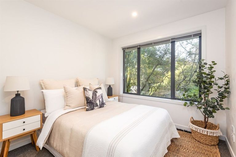 Photo of property in 202 Centaurus Road, Saint Martins, Christchurch, 8022