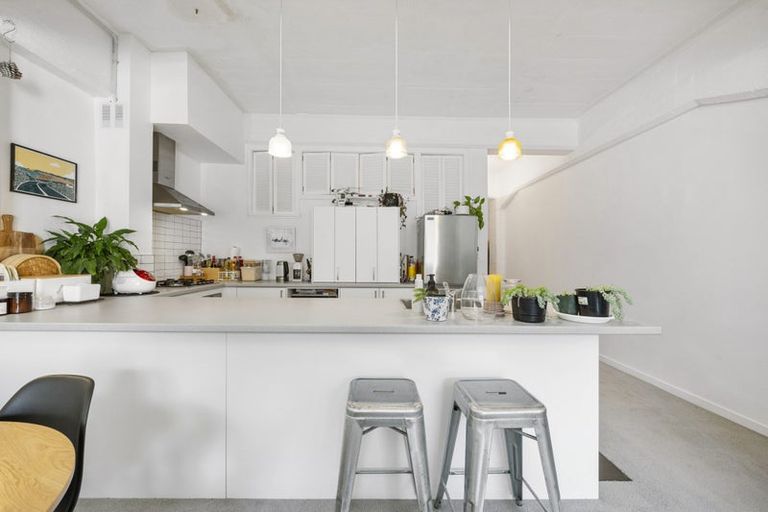Photo of property in Palazzo, 42u1 Vivian Street, Te Aro, Wellington, 6011