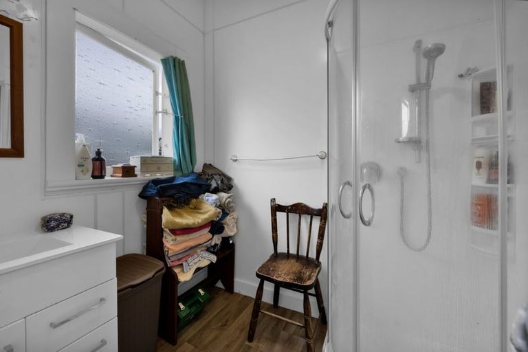 Photo of property in 17 Milmoe Street, Hawera, 4610