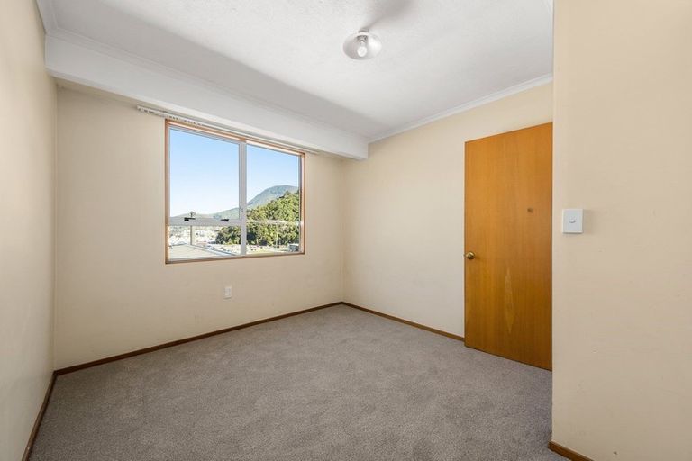 Photo of property in 3 Suffolk Street, Picton, 7220