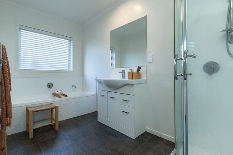 Photo of property in 10 Oolong Court, Huntington, Hamilton, 3210