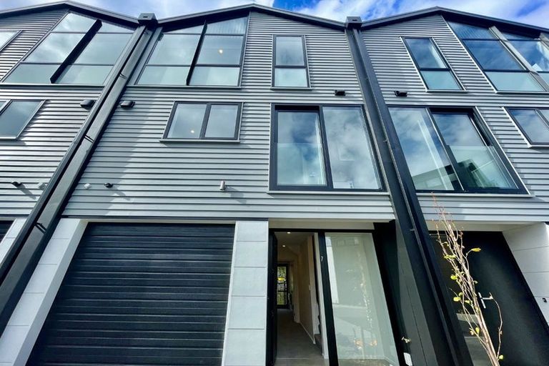 Photo of property in 7/27 Harewood Road, Papanui, Christchurch, 8053