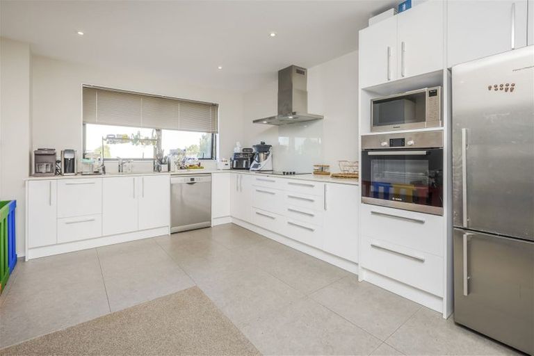 Photo of property in 33 Settlers Avenue, Hobsonville, Auckland, 0618