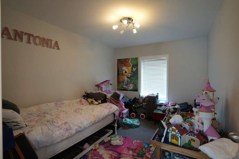 Photo of property in 17 Cameron Crescent, Rolleston, 7614