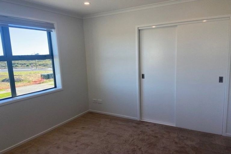 Photo of property in 9a Ata Road, Karaka, Papakura, 2113