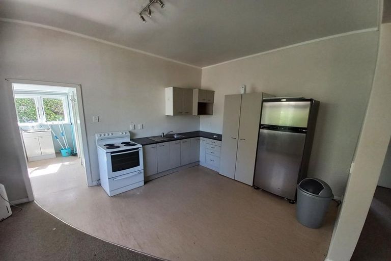 Photo of property in 3a Boyd Terrace, Newtown, Wellington, 6021