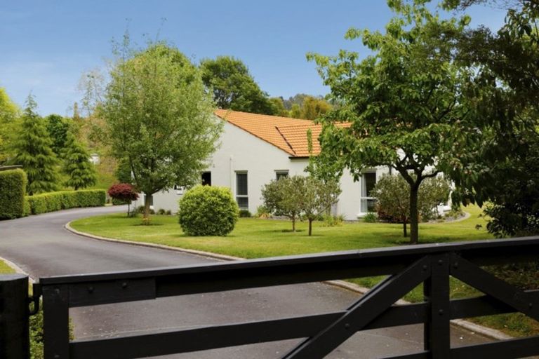 Photo of property in 66 Gillespie Place, Acacia Bay, Taupo, 3385