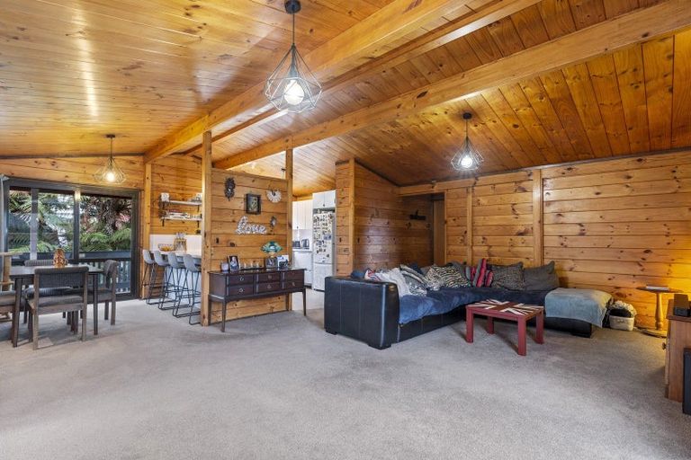 Photo of property in 40 Icarus Place, Sunnybrook, Rotorua, 3015