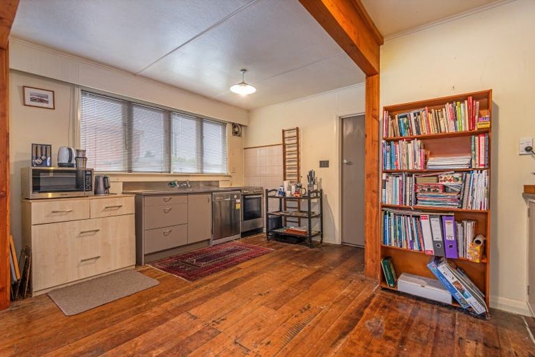 Photo of property in 2 Broadway, Mangaweka, 4797