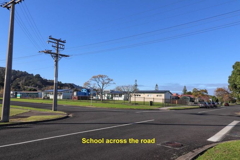 Photo of property in 203 Moanataiari Street, Thames, 3500