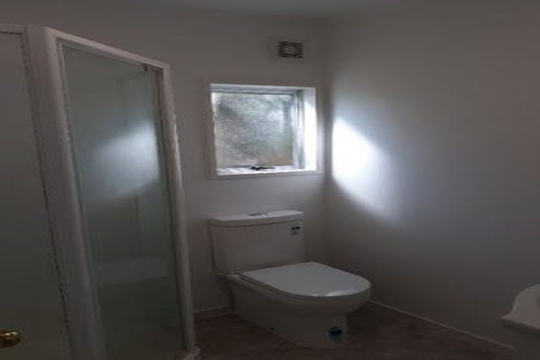 Photo of property in 4/16 Gatman Street, Birkdale, Auckland, 0626