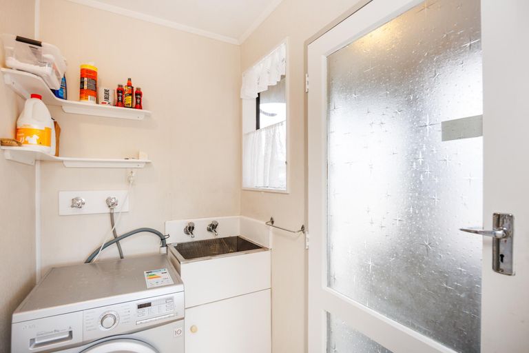 Photo of property in 14 Jupiter Street, Milson, Palmerston North, 4414