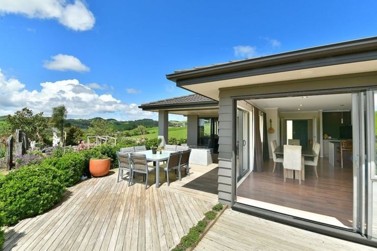 Photo of property in 306c Inland Road, Helensville, 0875