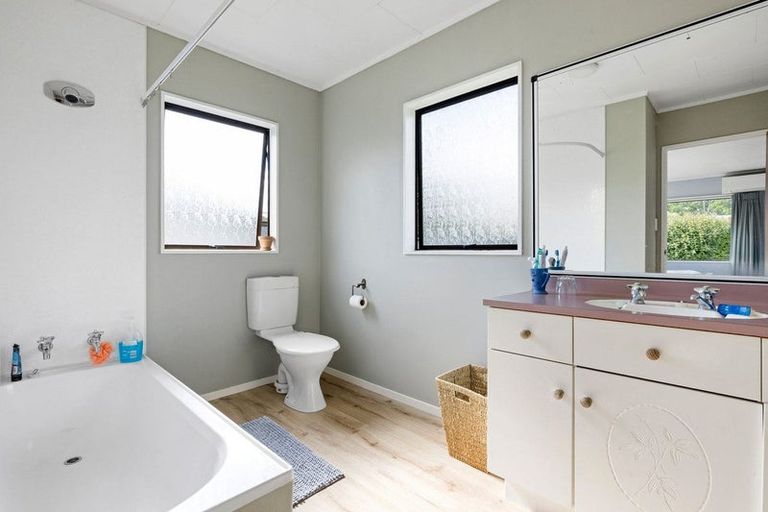 Photo of property in 67 Taylor Street, Cambridge, 3434