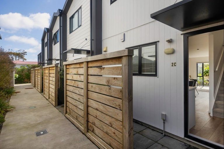Photo of property in 2c Stokes Avenue, Te Atatu Peninsula, Auckland, 0610