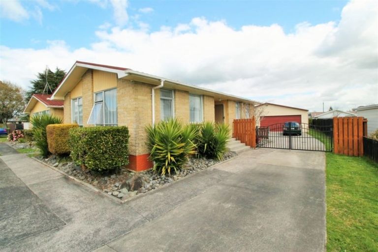 Photo of property in 32 Edinburgh Street, Tokoroa, 3420