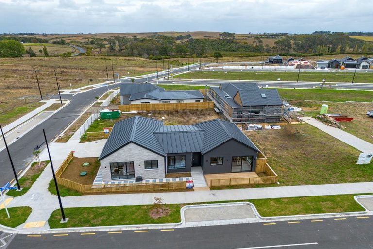Photo of property in 7 Wagyu Lane, Karaka, 2580