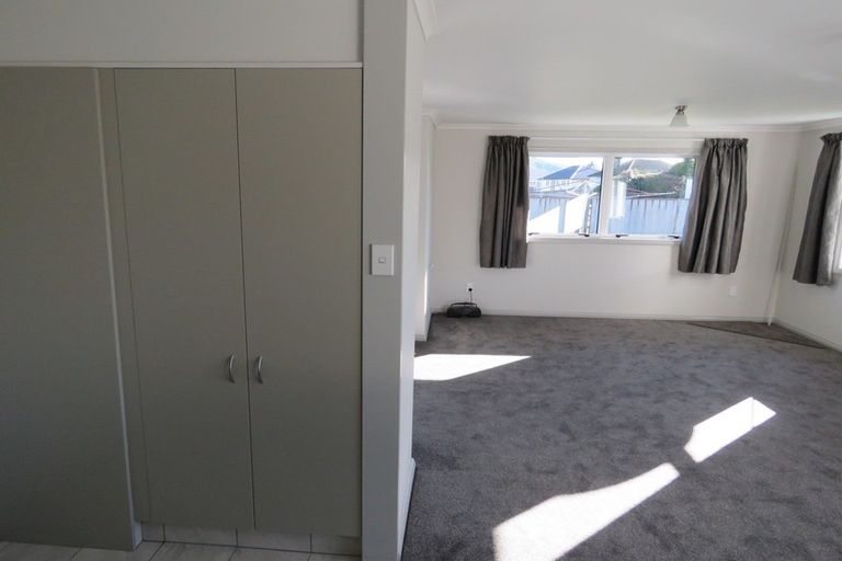 Photo of property in 3 Conlon Street, Reefton, 7830