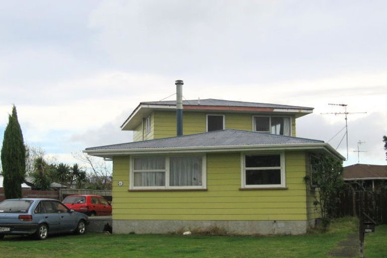 Photo of property in 5 Rangiatea Street, Paraparaumu Beach, Paraparaumu, 5032