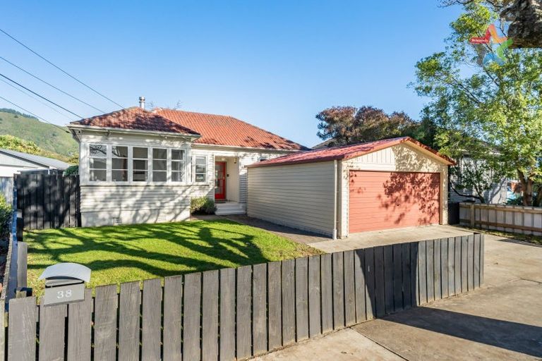 Photo of property in 38 Bush Street, Naenae, Lower Hutt, 5011