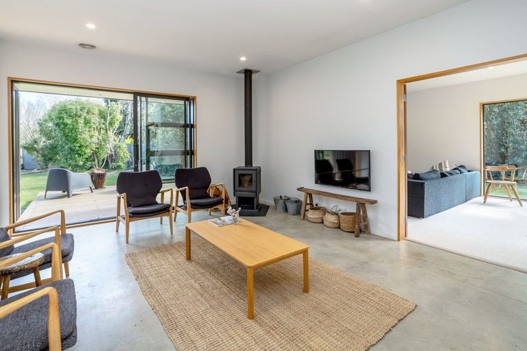 Photo of property in 68 Kuratawhiti Street, Greytown, 5712