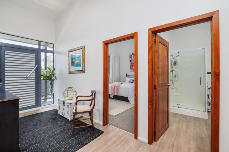 Photo of property in 22 Riverview Road, Kerikeri, 0230
