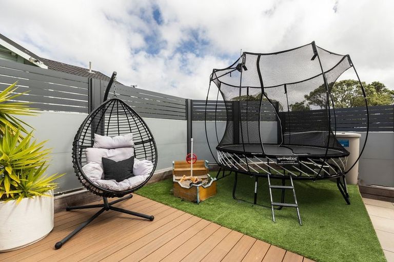 Photo of property in 39b Braithwaite Street, Karori, Wellington, 6012