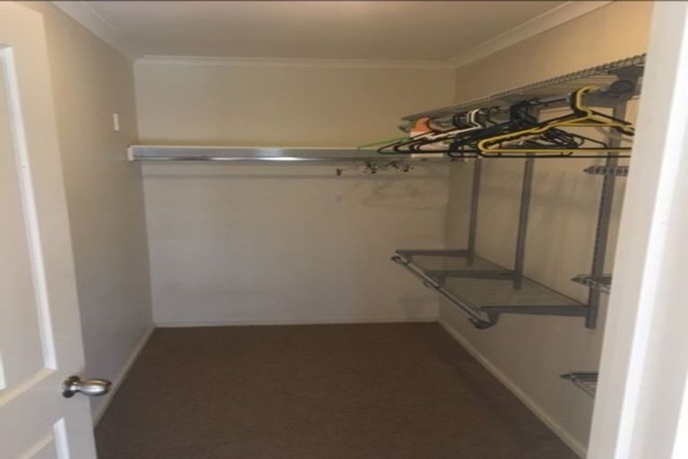 Photo of property in 22 Gendo Avenue, Henderson, Auckland, 0612