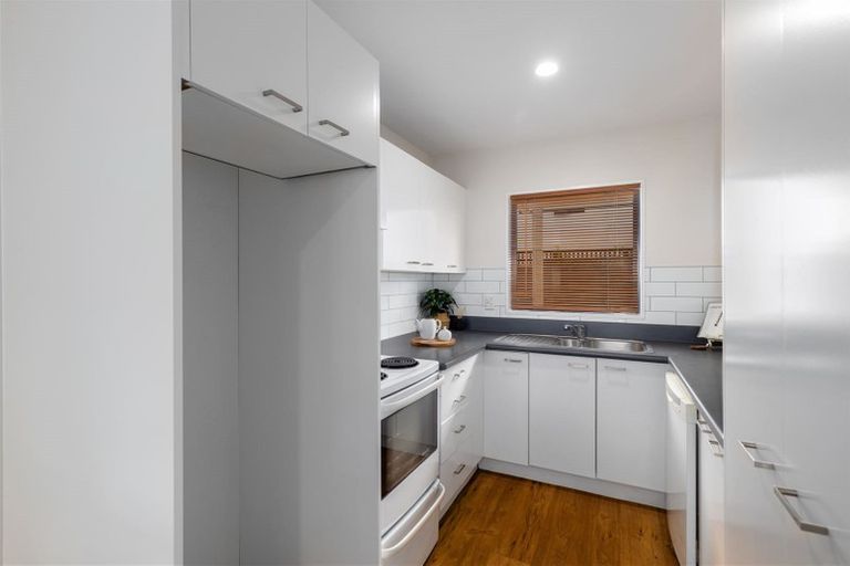 Photo of property in 2/526 Madras Street, St Albans, Christchurch, 8014