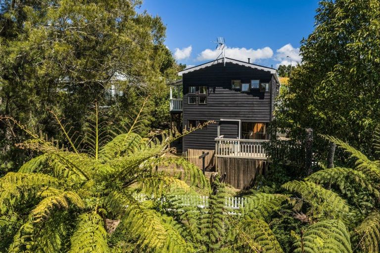 Photo of property in 13 Honnor Place, Hurdon, New Plymouth, 4310