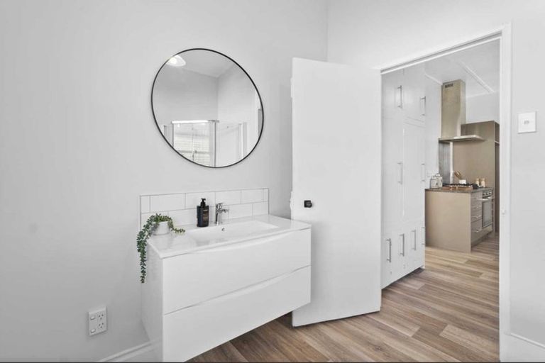 Photo of property in 112 Galloway Street, Hamilton East, Hamilton, 3216