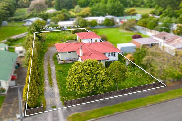 Photo of property in 45 Makoura Road, Masterton, 5810