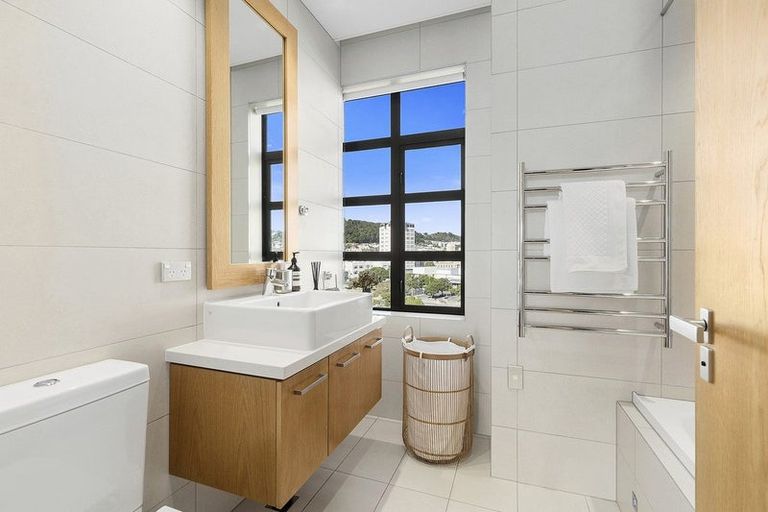 Photo of property in Chaffers Dock, 406/22 Herd Street, Te Aro, Wellington, 6011