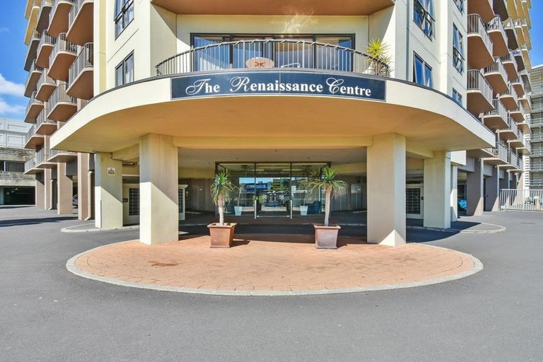 Photo of property in 10k/18 Ronwood Avenue, Manukau, Auckland, 2104