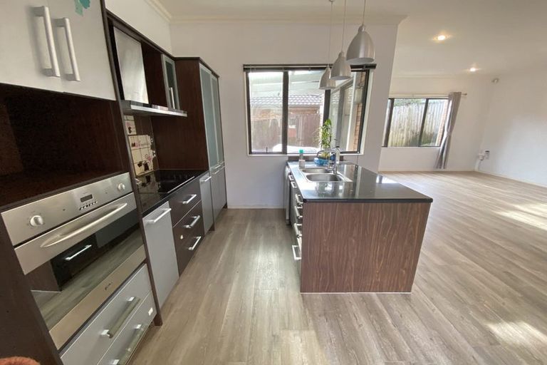 Photo of property in 7 Hornsey Avenue, Henderson, Auckland, 0612