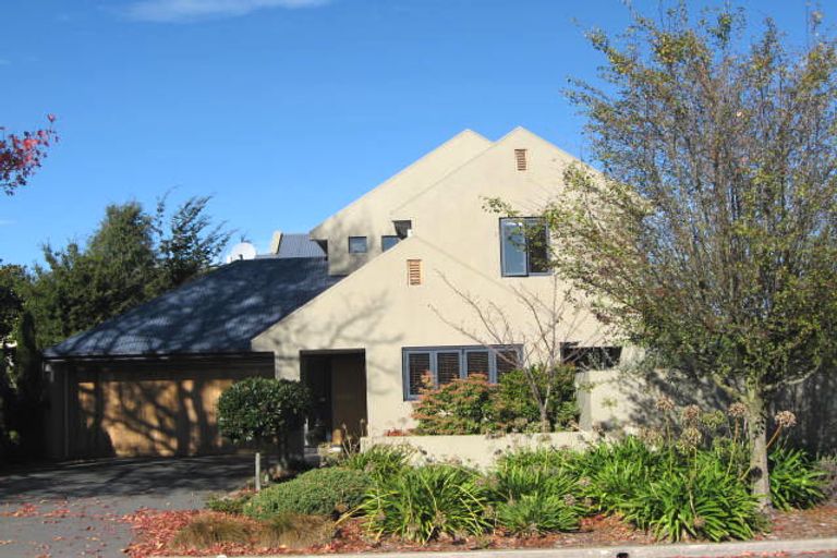 Photo of property in 88 Jeffreys Road, Fendalton, Christchurch, 8052