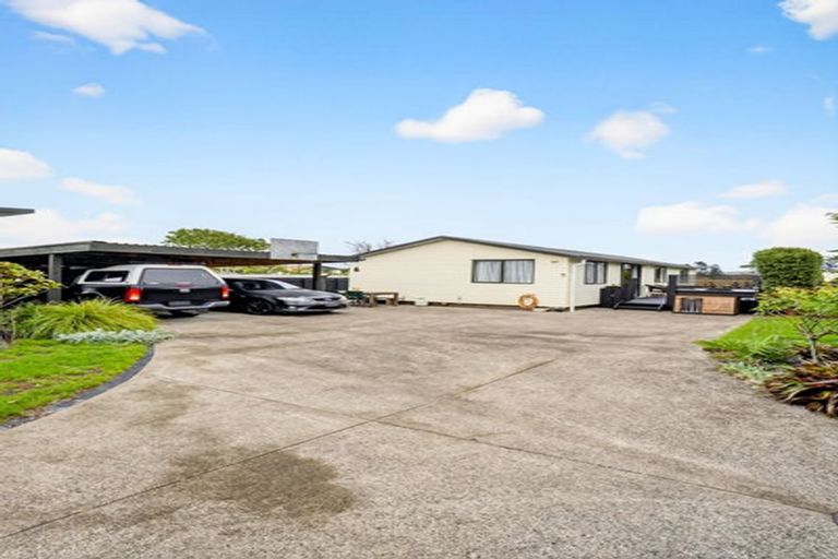 Photo of property in 203a Parkhurst Road, Parakai, 0830