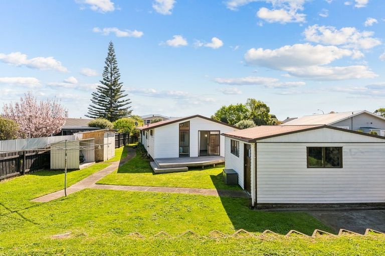 Photo of property in 46 Hollis Road, Paraparaumu Beach, Paraparaumu, 5032