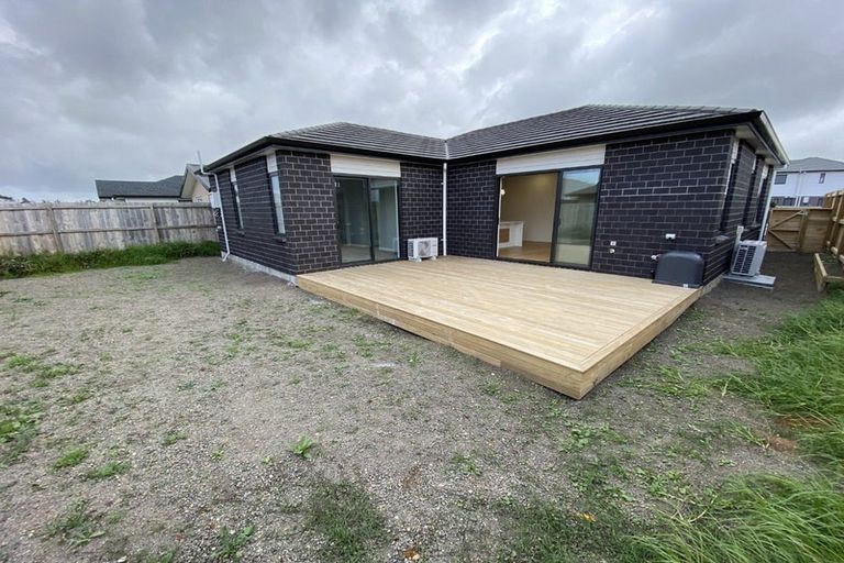 Photo of property in 21 Hemopo Street, Pukekohe, 2120