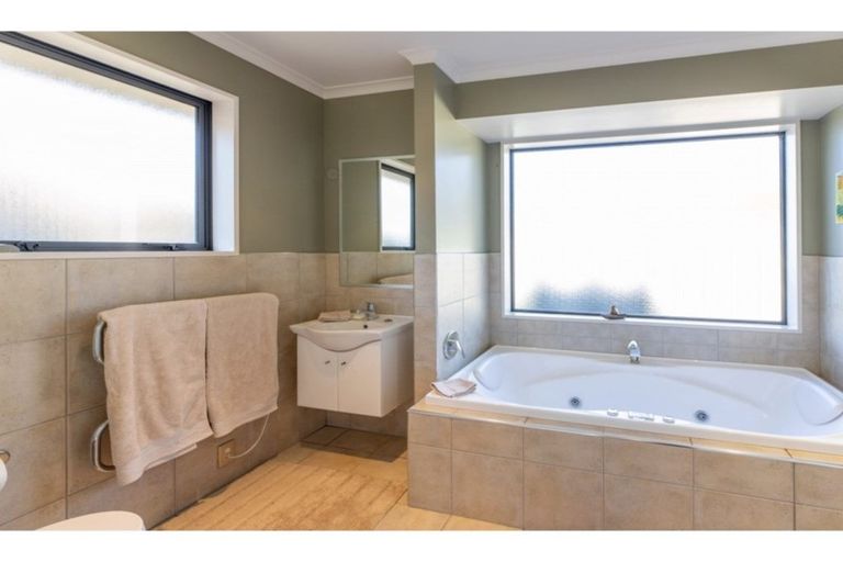 Photo of property in 4 Edwin Trent Drive, Prebbleton, 7604